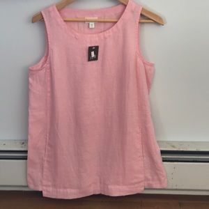 Women’s sleeveless shirt small petite